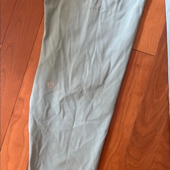 lululemon athletica Light Green Leggings - Picture 2 of 4